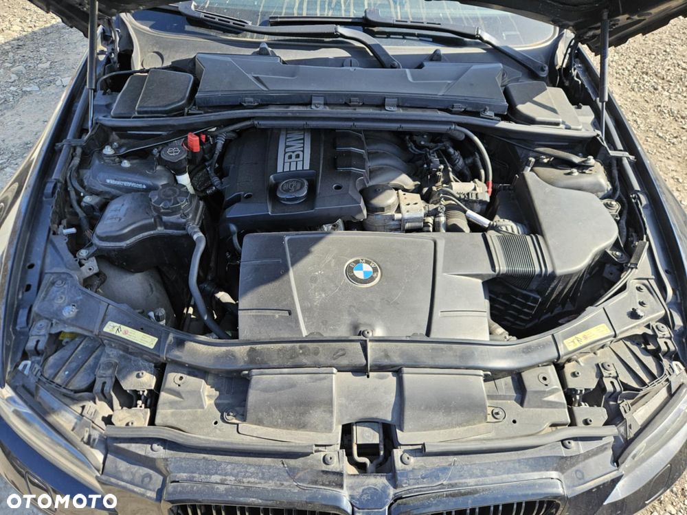 BMW Seria 3 320i Edition Exclusive - 18