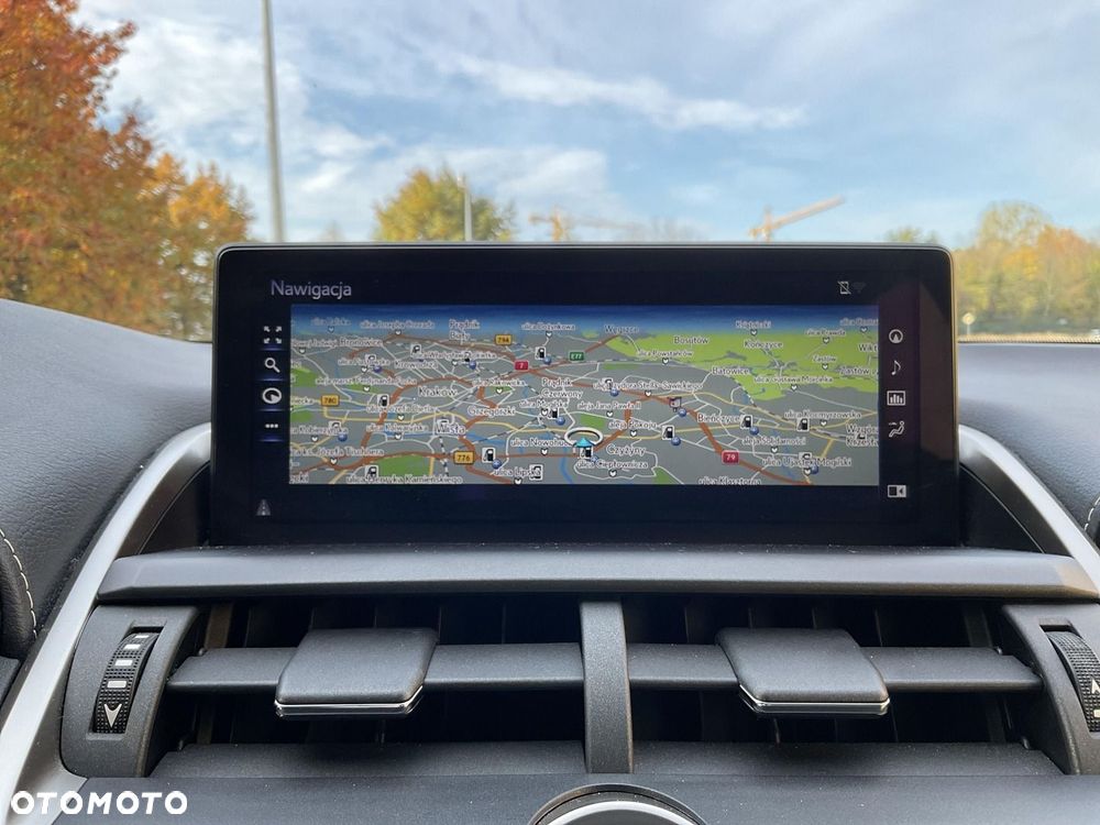 Lexus NX 300 Comfort AWD - 24