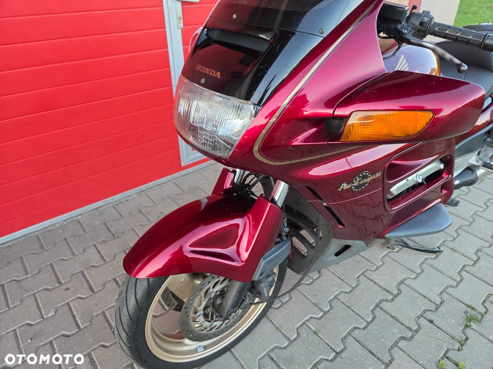 Honda ST - 18