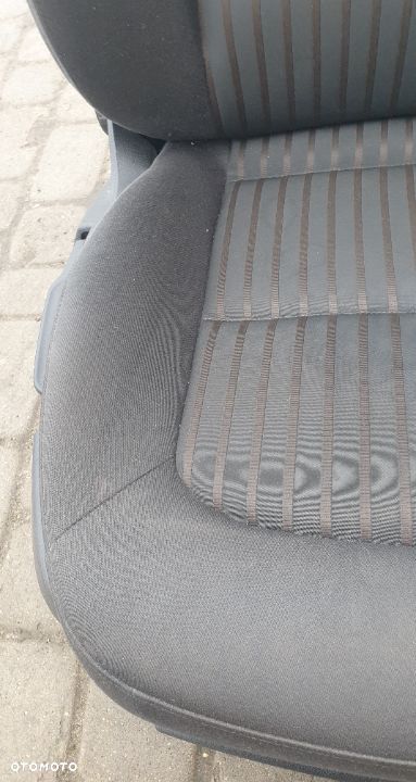 FOTEL PRAWY PRZÓD AUDI A4 B8 - 10