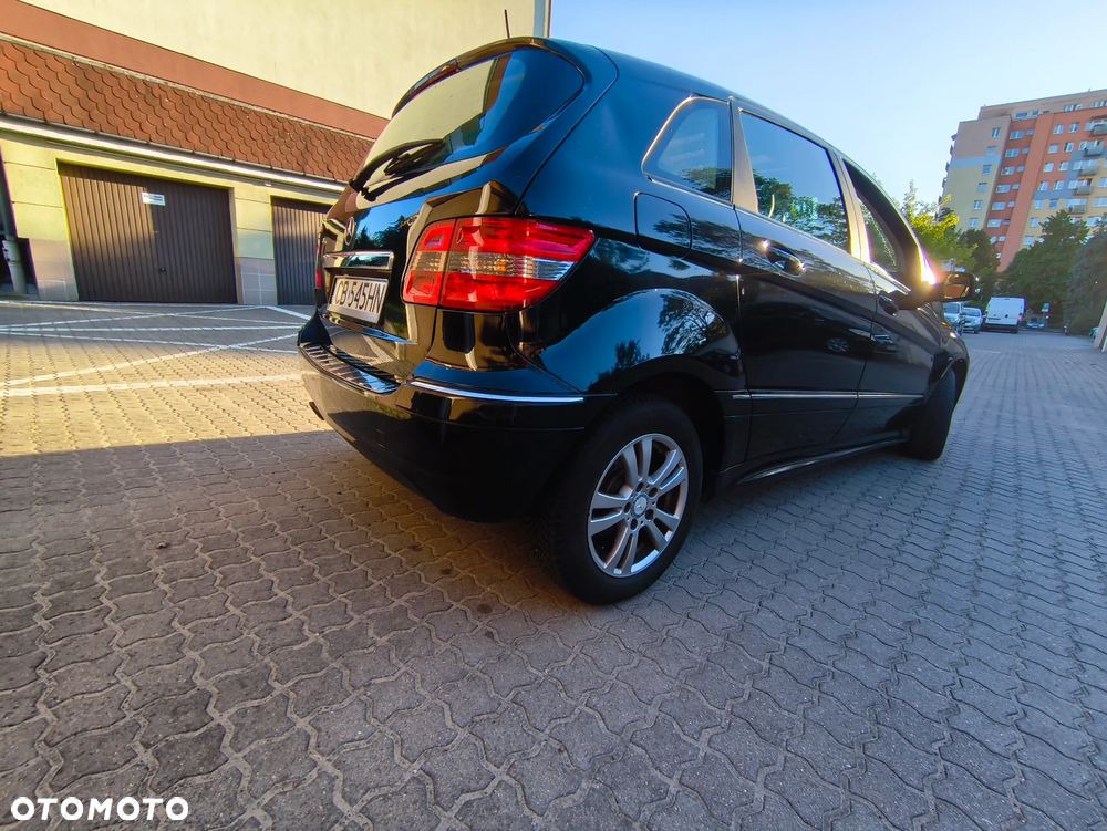 Mercedes-Benz Klasa B 160 BlueEFFICIENCY - 29