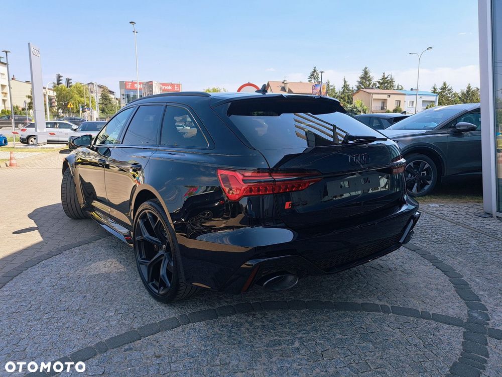 Audi RS6 Avant - 6