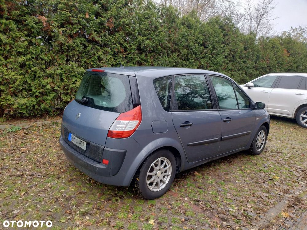 Renault Scenic 1.6 16V Confort Authentique - 3