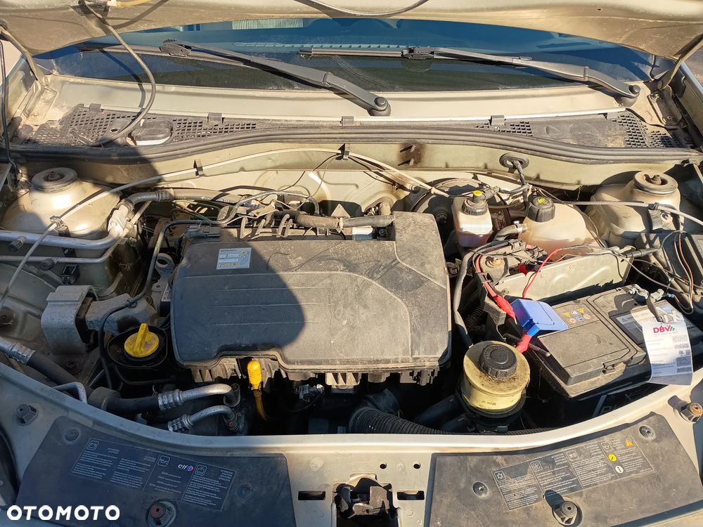 Dacia Sandero 1.2 16V - 19