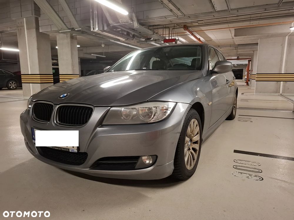 BMW Seria 3 318d DPF - 4