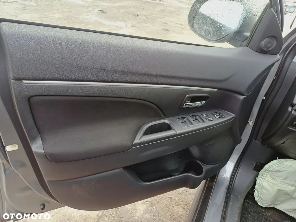 MITSUBISHI ASX I 12r BOCZEK TAPICERKA DRZWI LEWY PRZÓD - 1