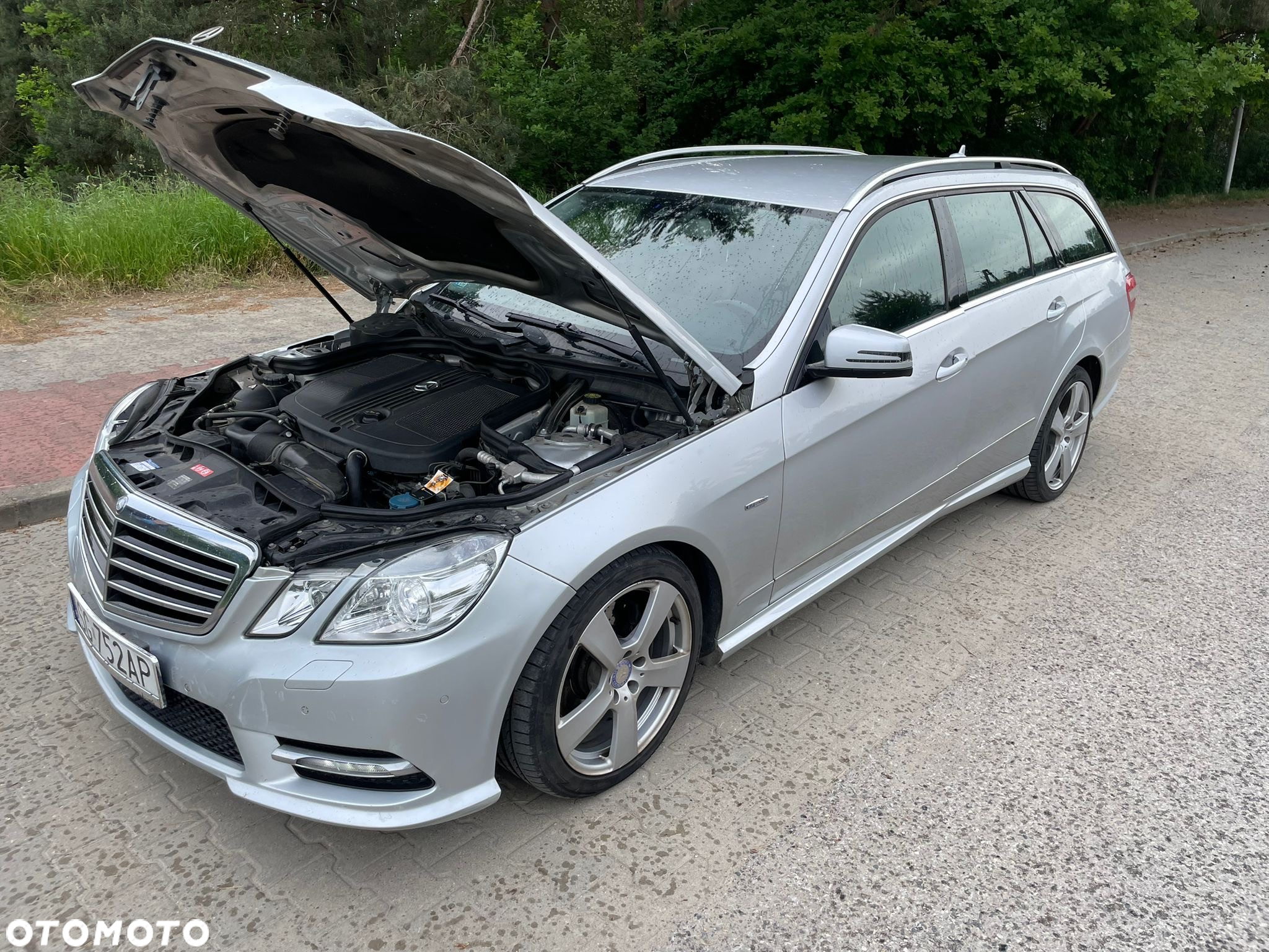 Mercedes-Benz Klasa E 220 T CDI DPF BlueEFFICIENCY 7G-TRONIC Avantgarde - 3
