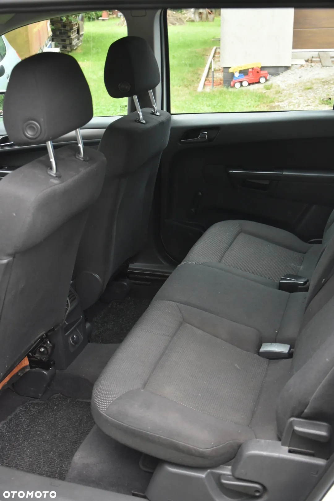 Opel Zafira - 2
