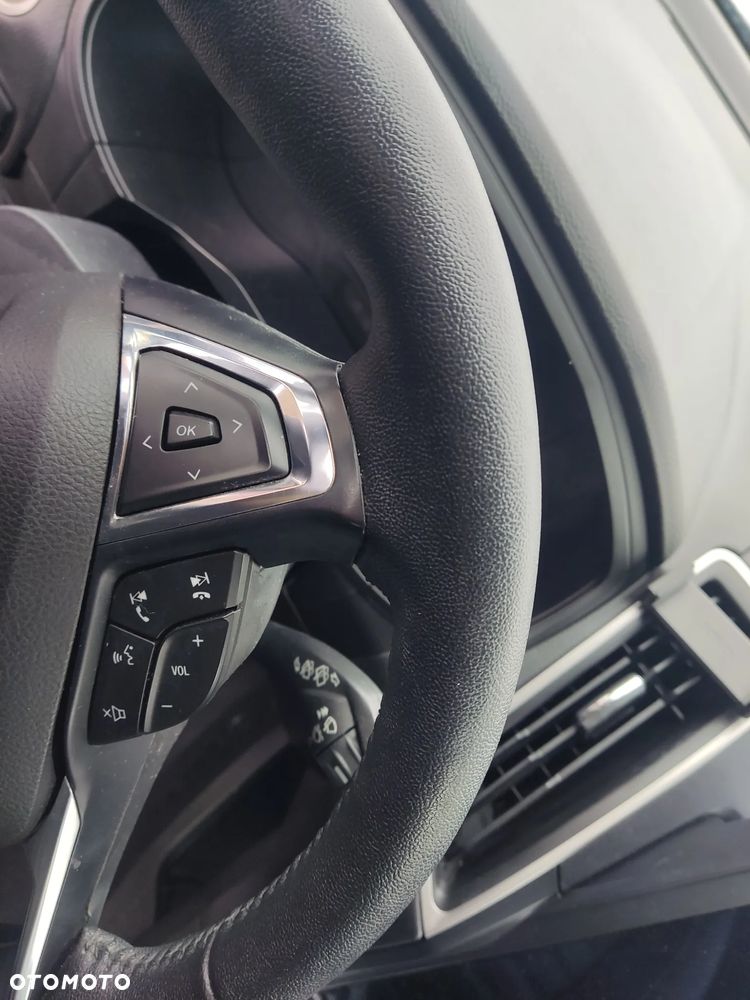 Ford Edge - 15
