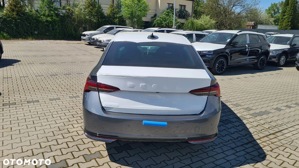 Skoda Octavia 1.5 TSI e-Tec Sportline DSG - 6
