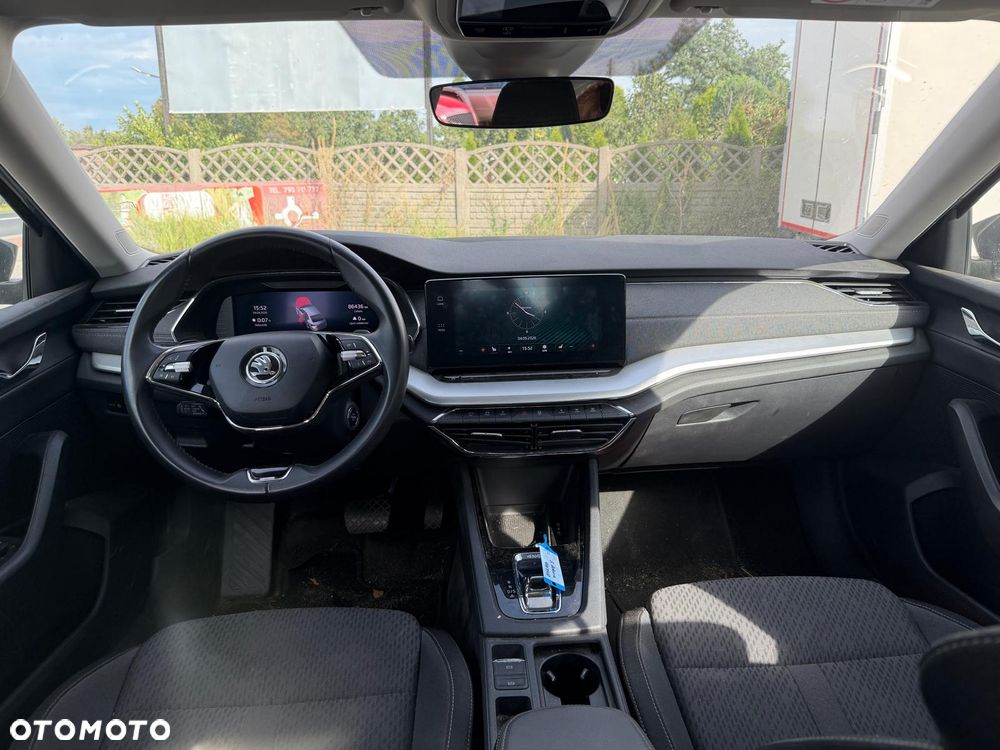 Skoda Octavia 2.0 TDI 4x4 Style DSG - 5