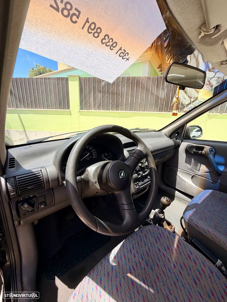 Opel Corsa - 10