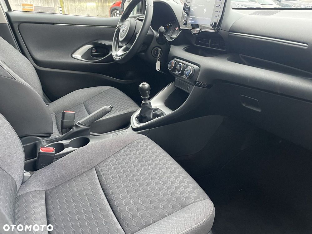 Toyota Yaris - 14