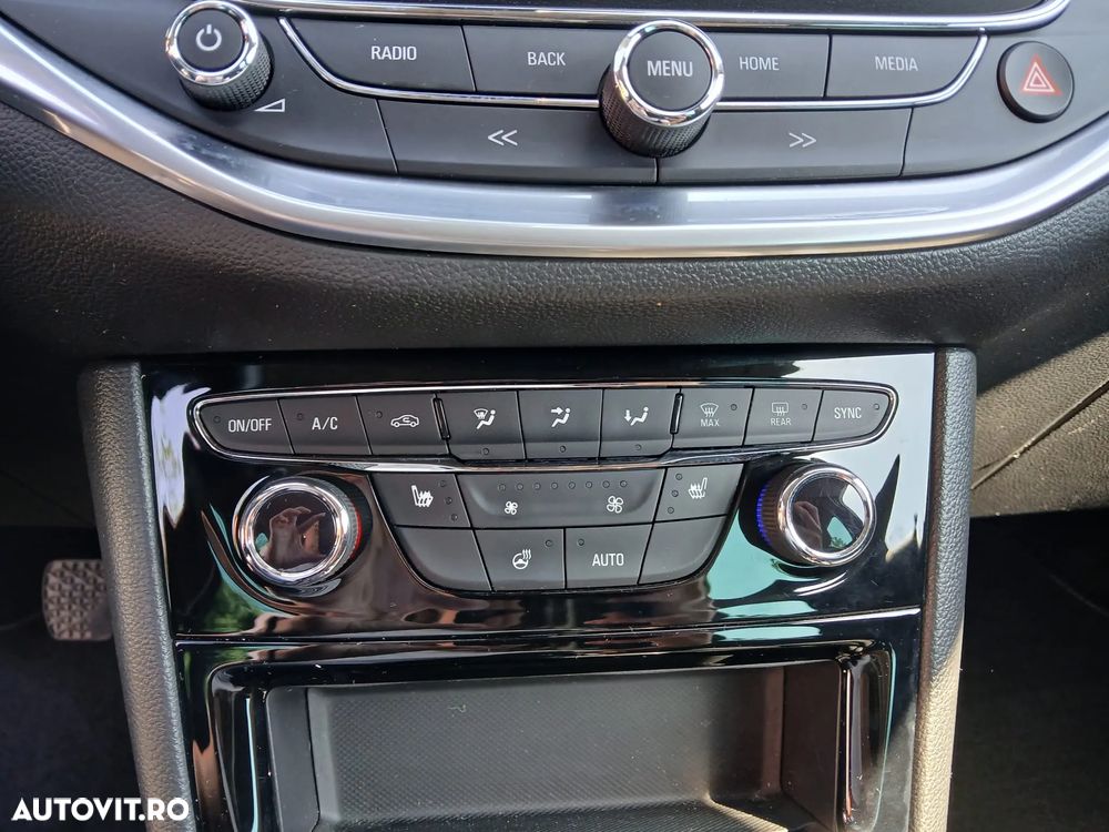 Opel Astra 1.6 CDTI ECOTEC Start/Stop Dynamic - 8