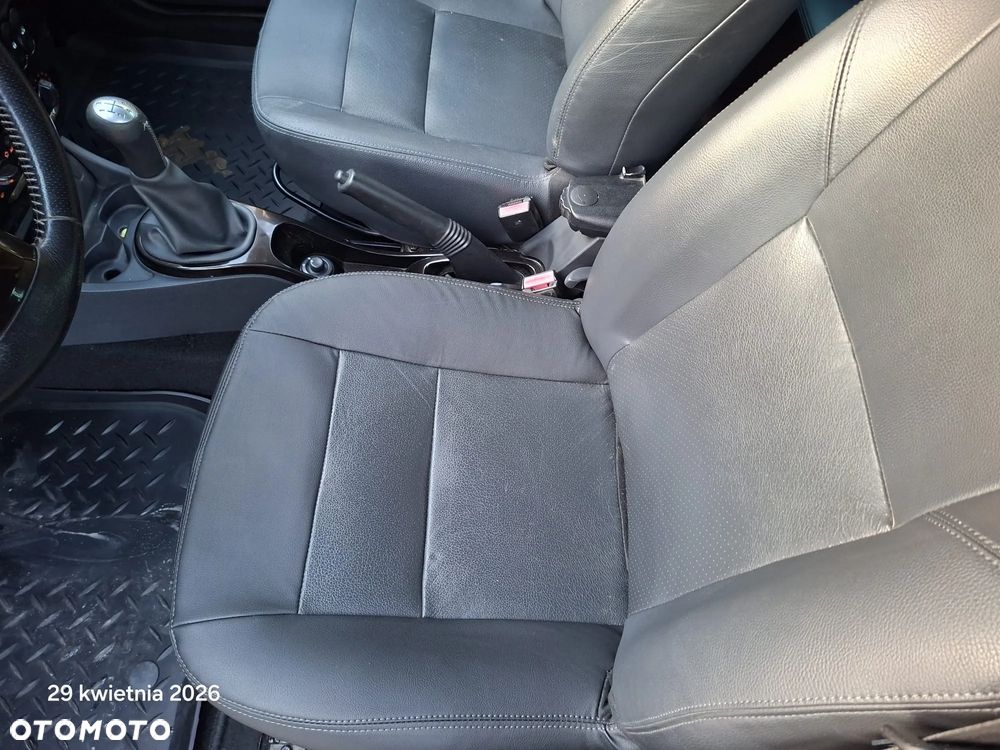 Dacia Duster 1.6 Euro5 - 18