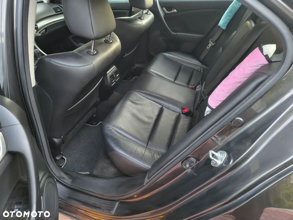 Honda Accord 2.4 Executive - 12
