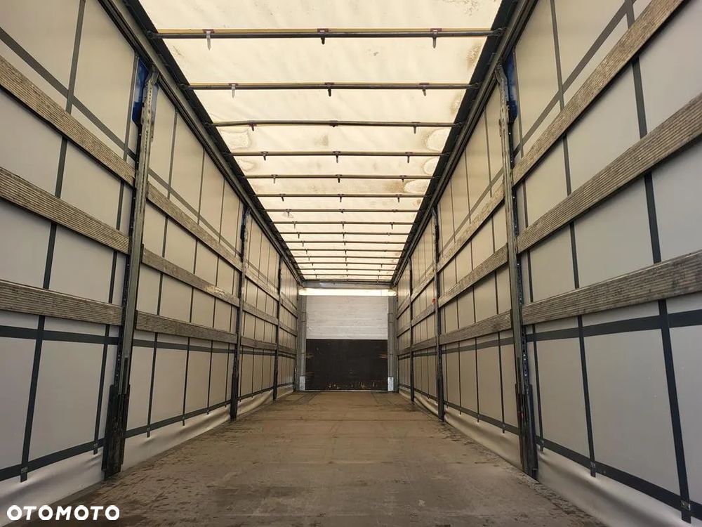 Schmitz Cargobull SCB S3T - 12