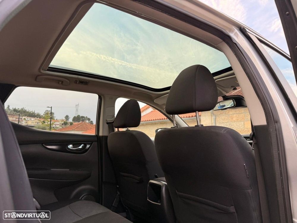 Nissan Qashqai 1.5 dCi N-Connecta - 15