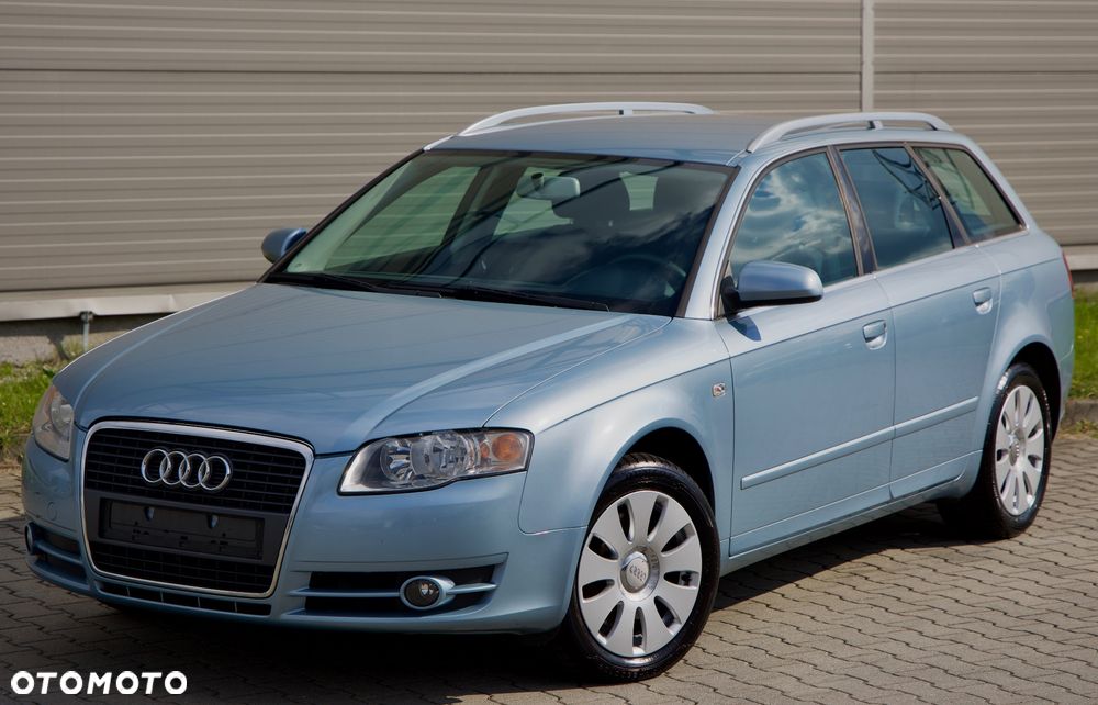 Audi A4 - 1