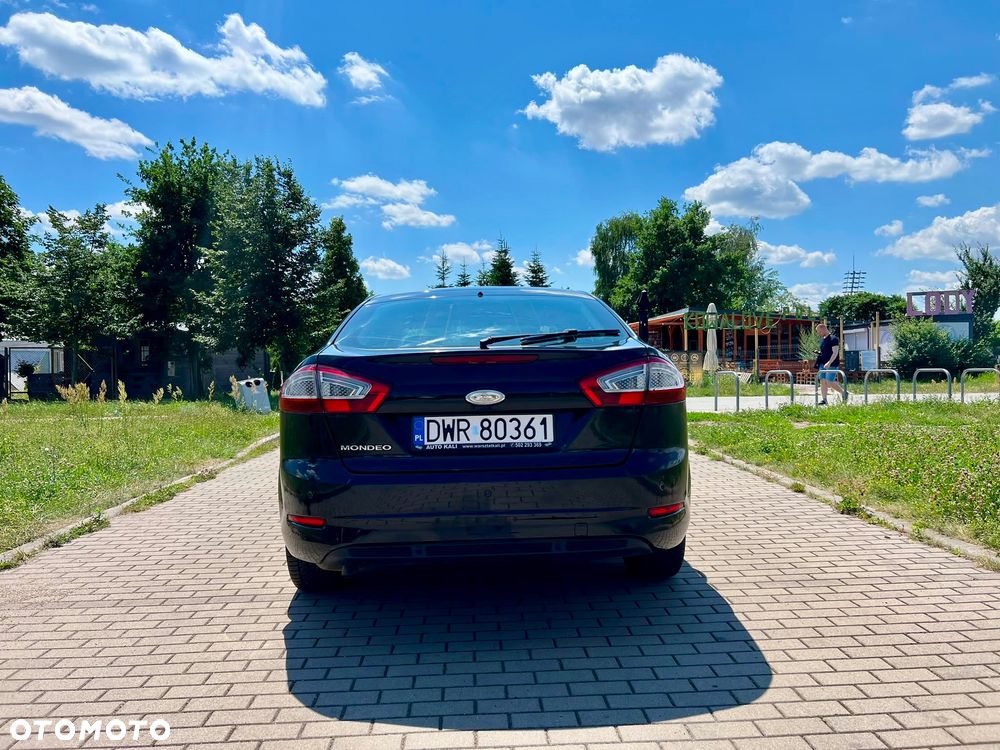 Ford Mondeo - 9