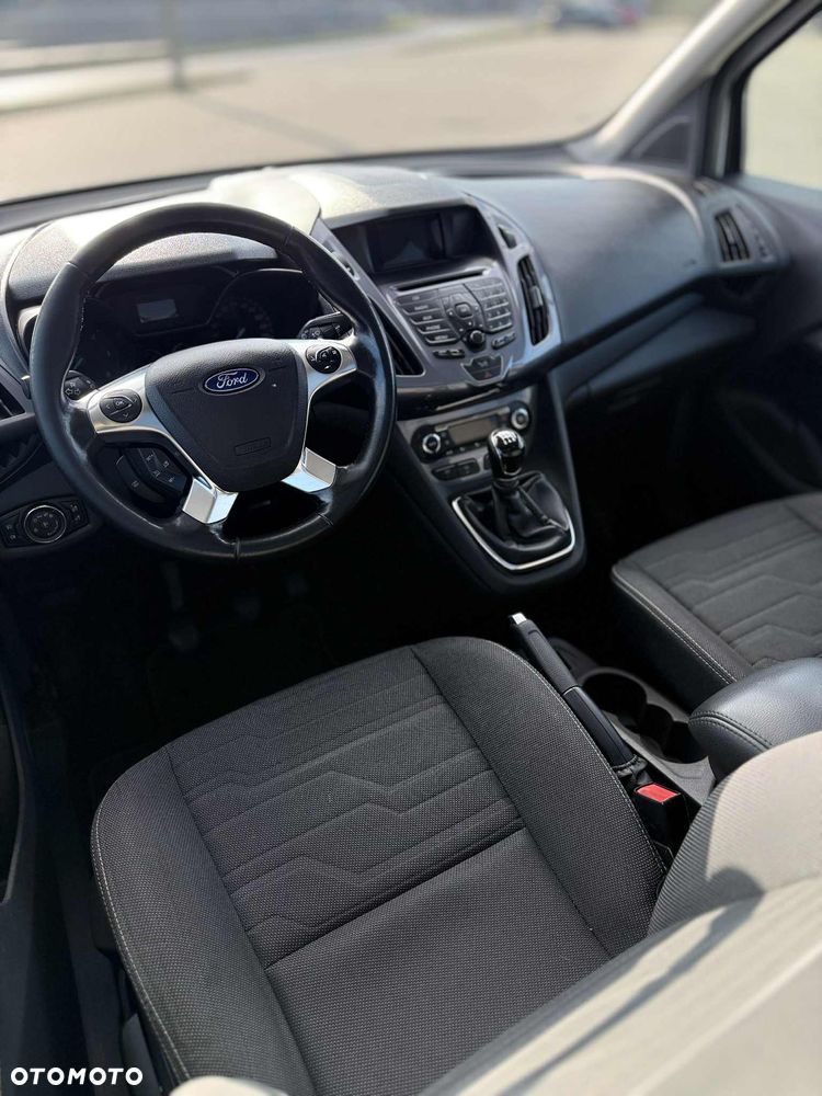Ford Tourneo Connect - 6