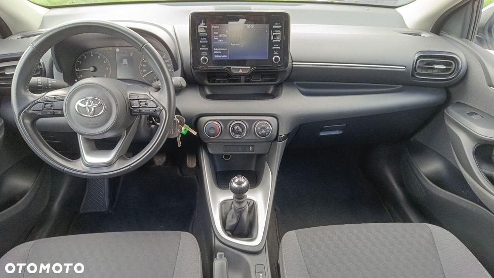 Toyota Yaris 1.5 Comfort - 12