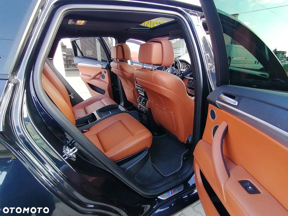 BMW X6M ver-standard - 27