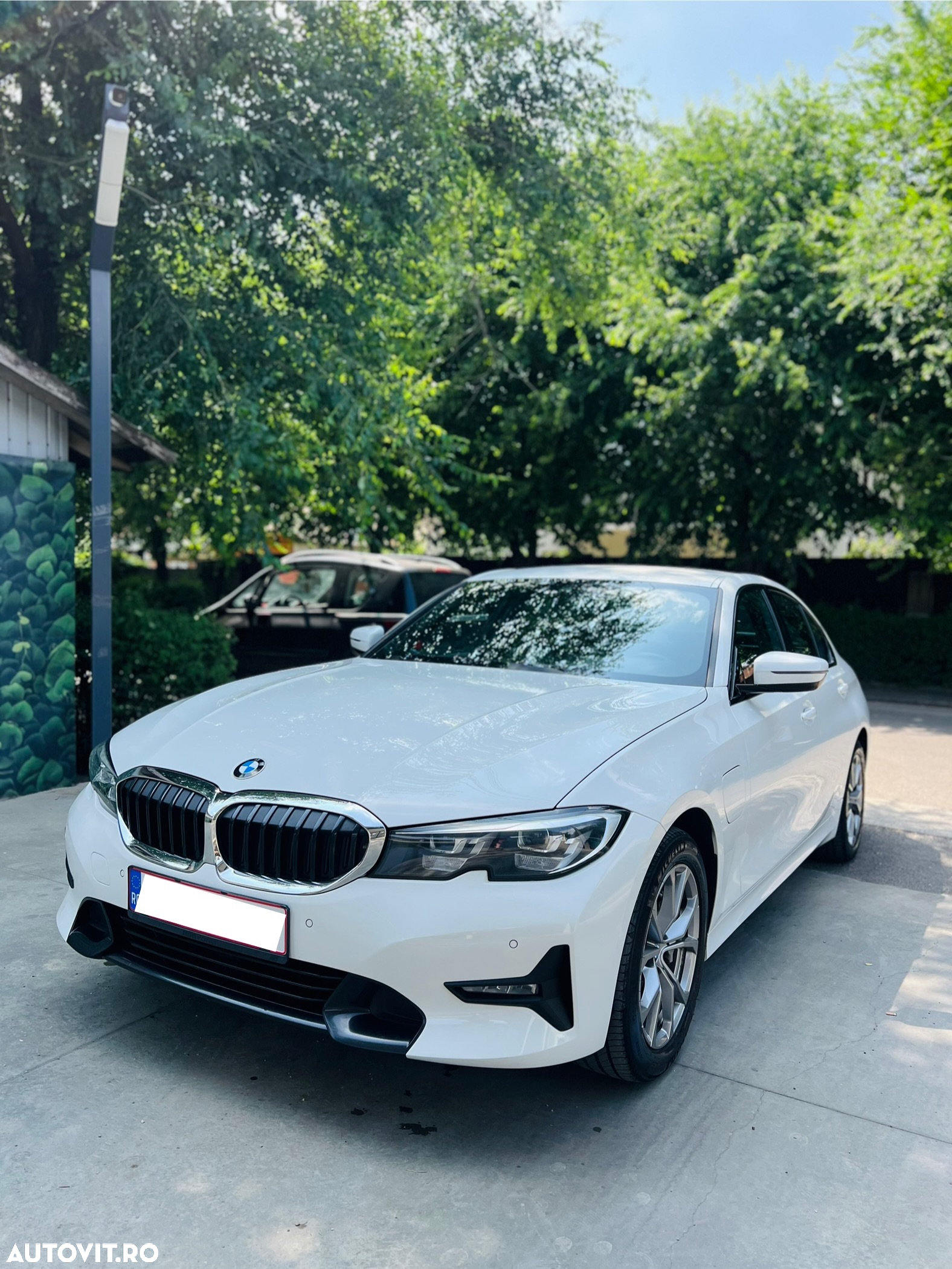 BMW Seria 3 330e AT PHEV - 2