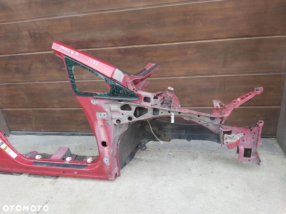 Toyota Prius III ćwiartka przód PRAWA słupek próg - 2