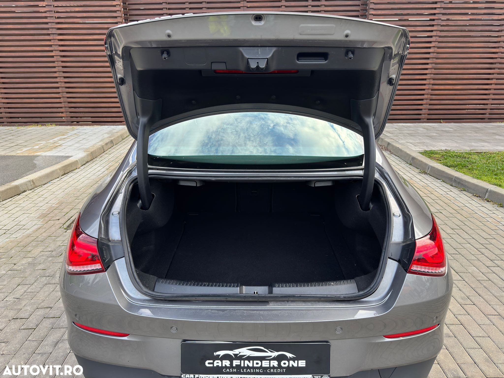 Mercedes-Benz CLA - 30