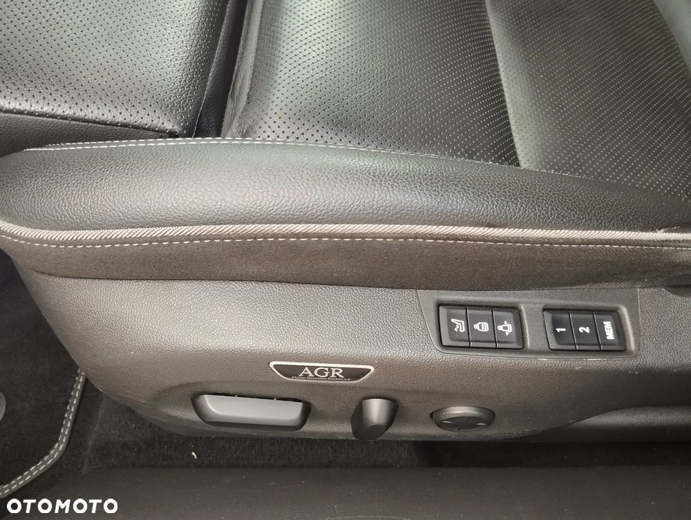 Opel Insignia 2.0 CDTI Executive S&S - 28