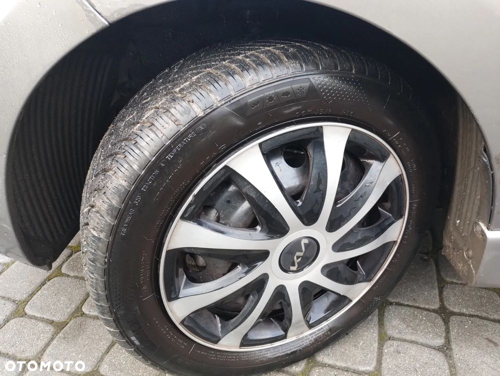 Kia Picanto 1.2 L - 10