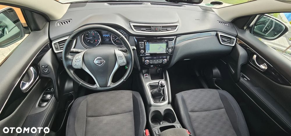 Nissan Qashqai 1.6 DIG-T Tekna - 4