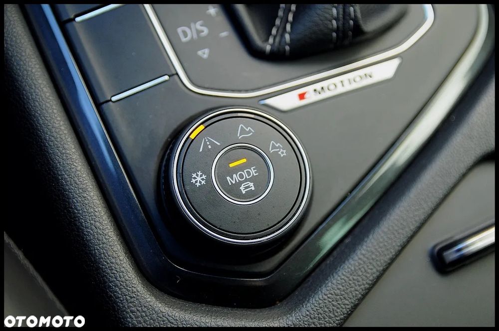 Volkswagen Tiguan 2.0 TSI 4Mot R-Line DSG - 32