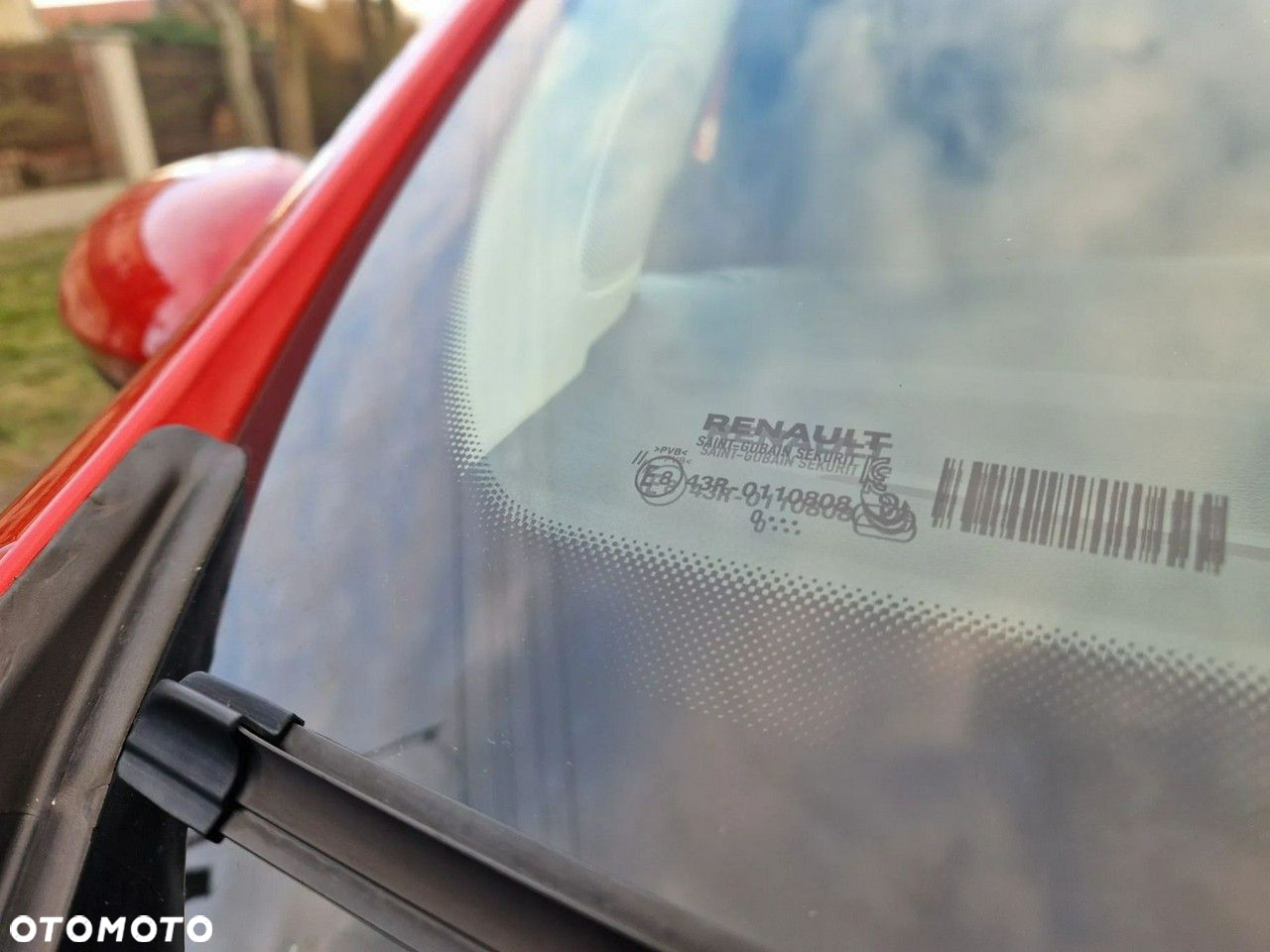 Renault Clio 1.6 E-TECH Intens - 32