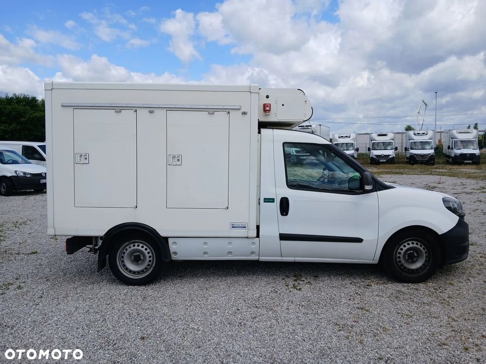 Fiat DOBLO CARGO LODOWNIA - 6