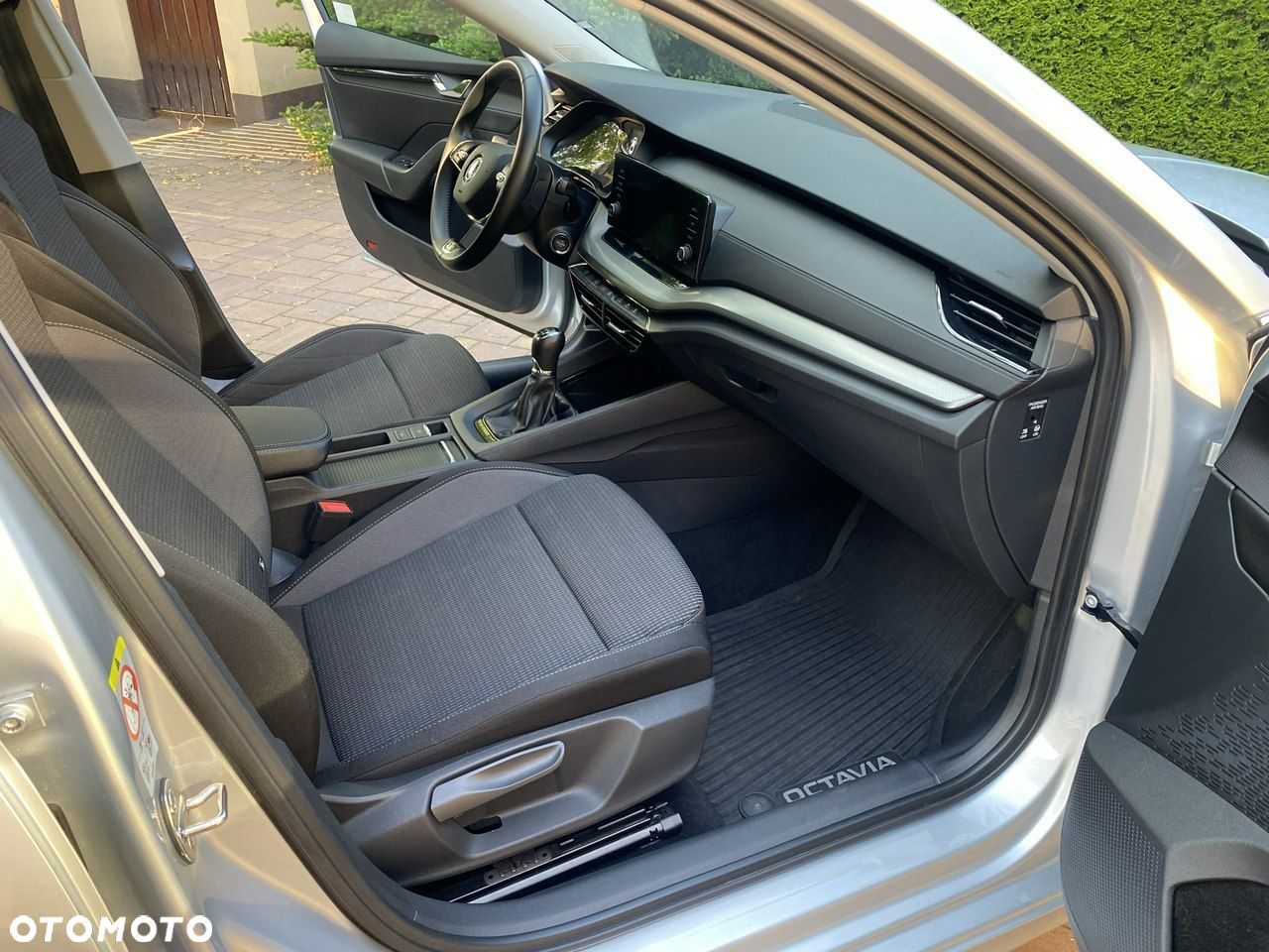 Skoda Octavia 1.5 TSI ACT Ambition - 32