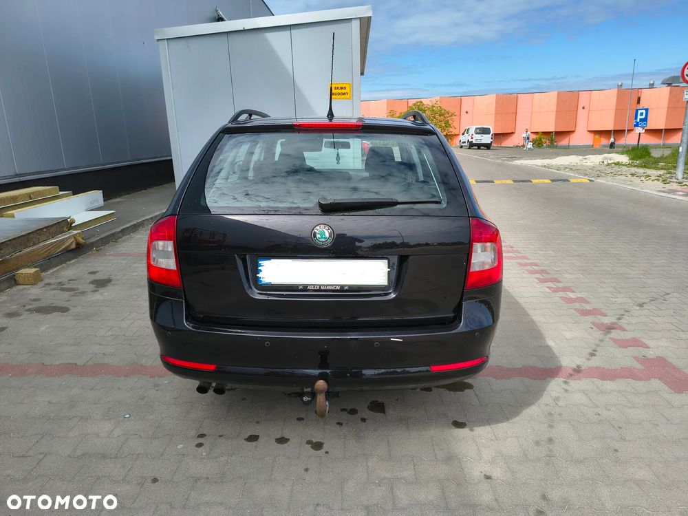 Skoda Octavia 1.8 TSI Ambiente - 4