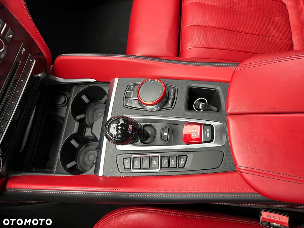 BMW X6M - 17
