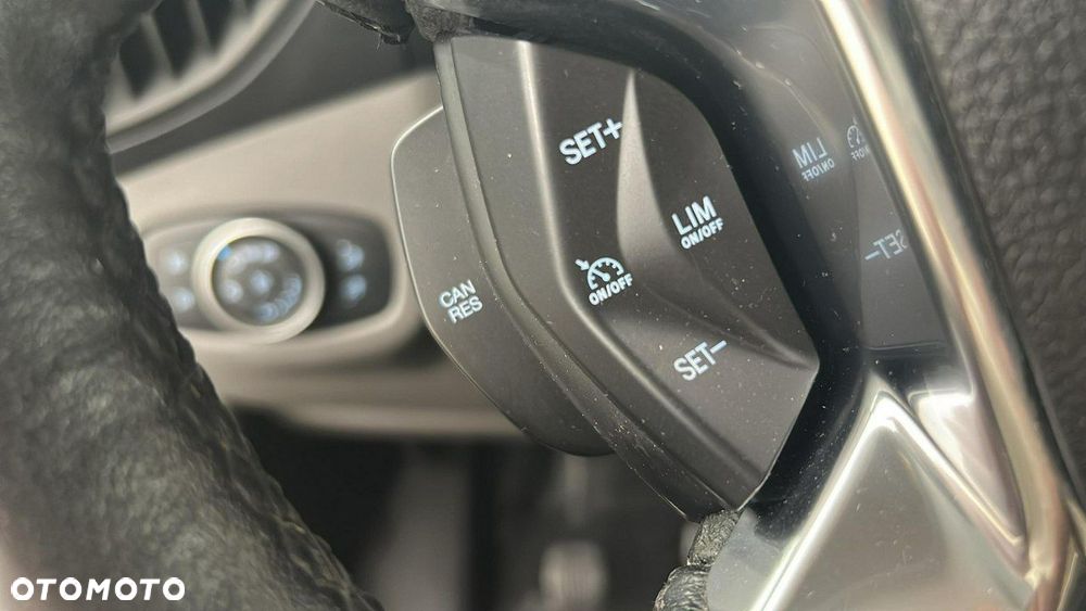 Ford Transit Connect - 23