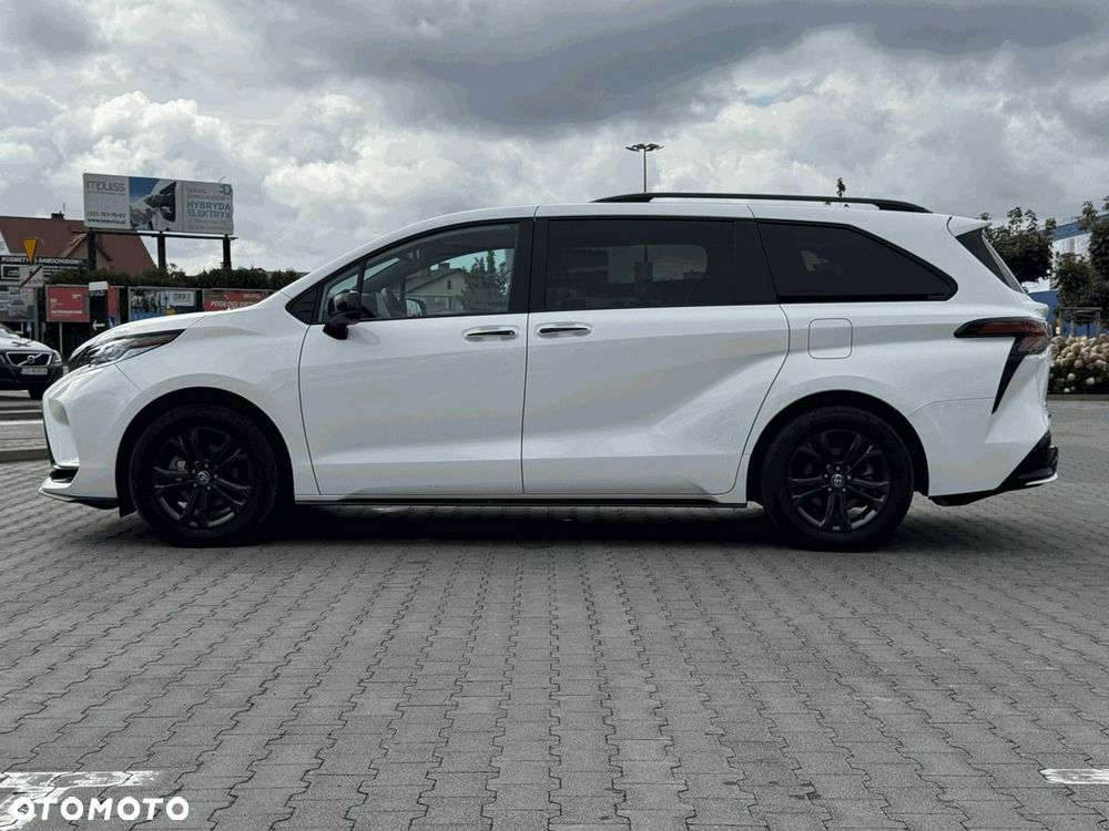 Toyota Sienna - 22