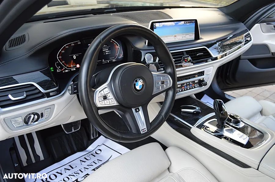 BMW Seria 7 740d xDrive - 39