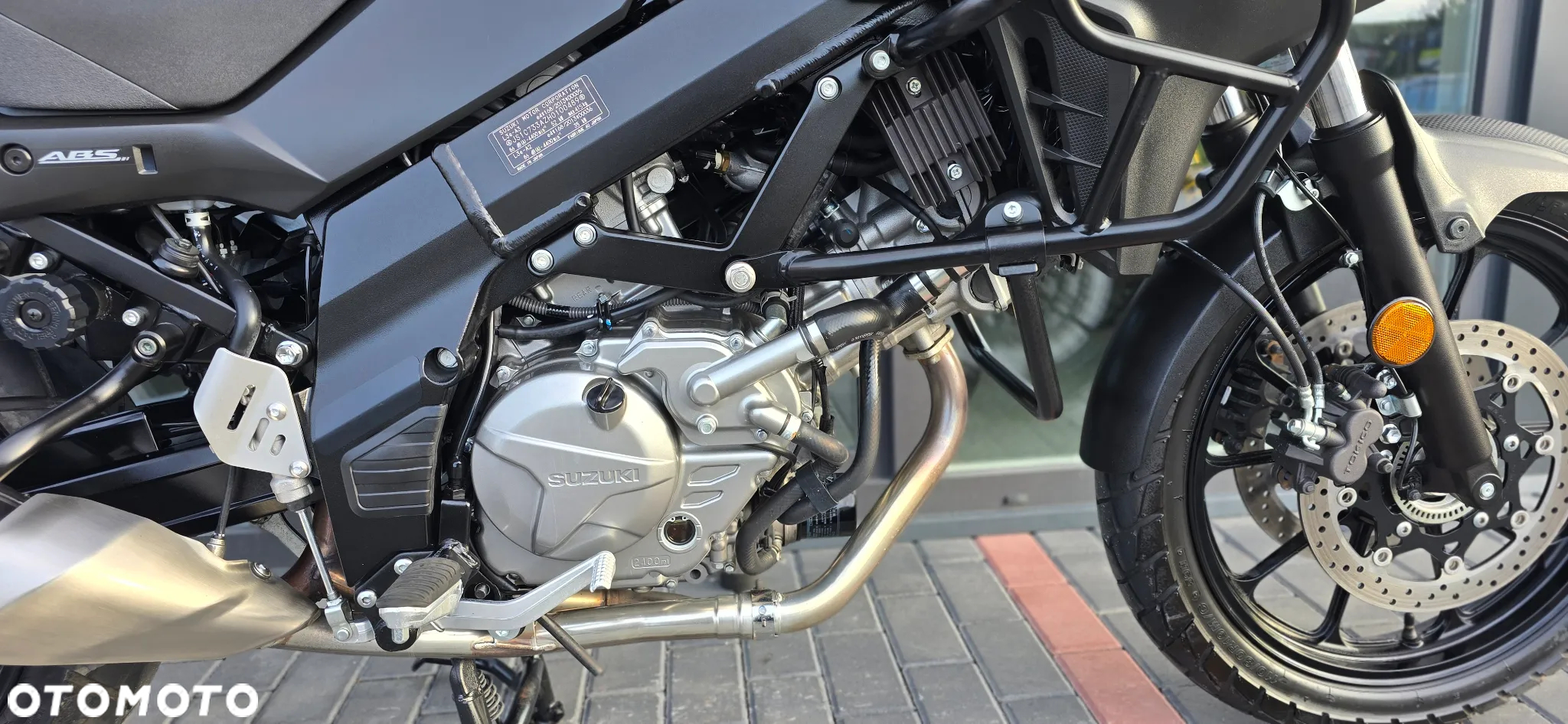 Suzuki DL - 18