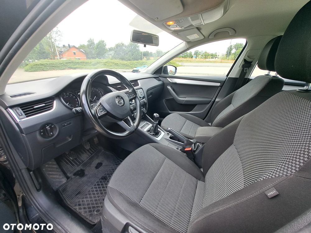 Skoda Octavia 1.6 TDI Ambition - 10