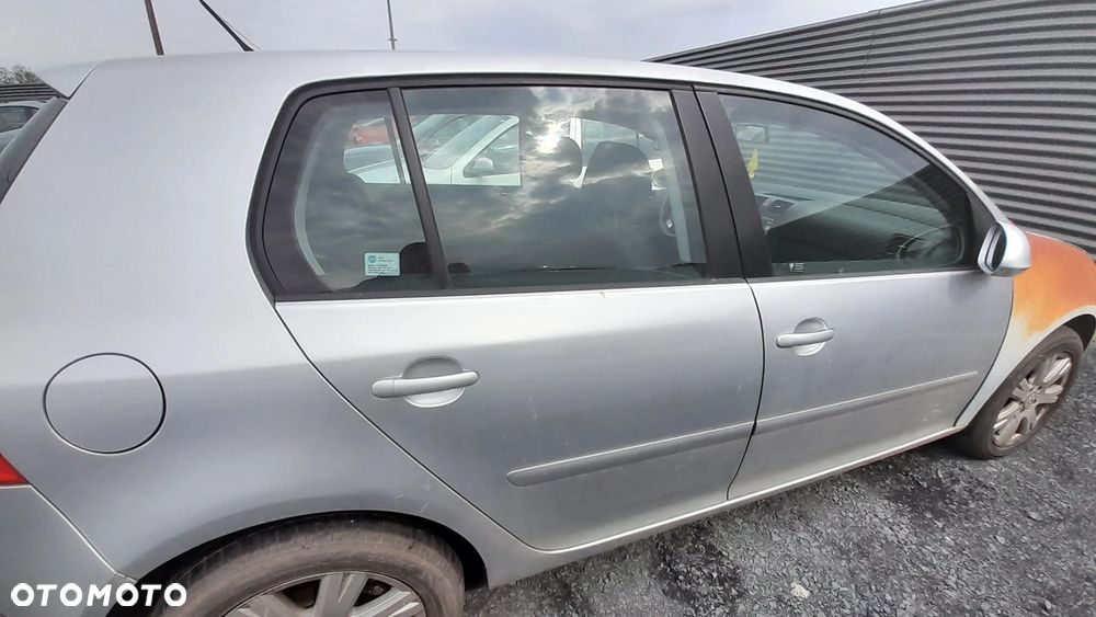 VW GOLF V 5D HB DRZWI PRAWY TYŁ TYLNE PRAWE KOMPLETNE nr. 5/5 - 1
