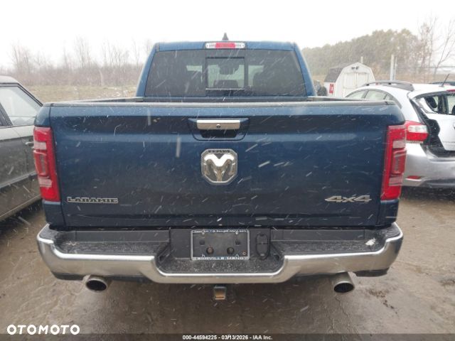 RAM 1500 5.7 Crew Cab Laramie - 10