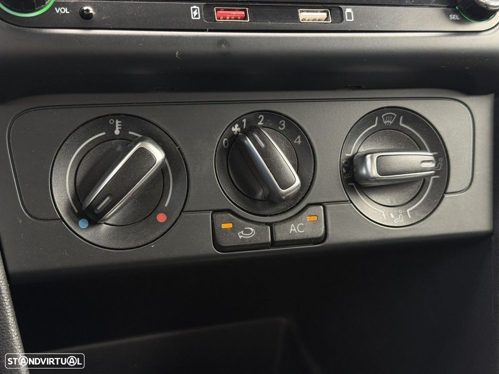 VW Polo 1.2 TDi Confortline - 12