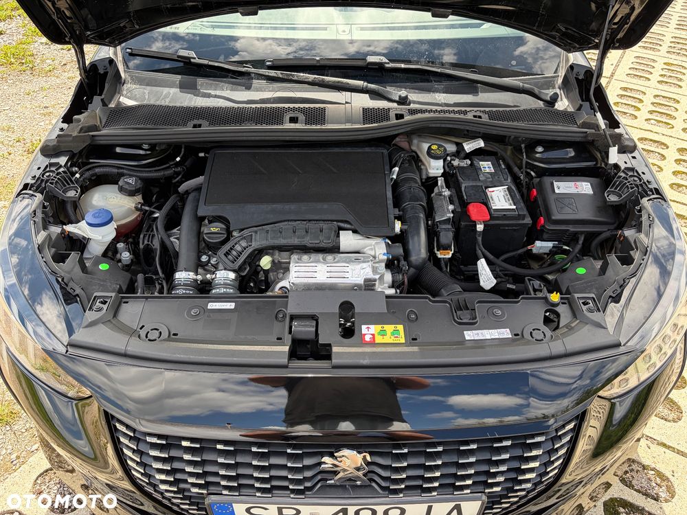 Peugeot 208 PureTech 100 EAT8 GT Pack - 28