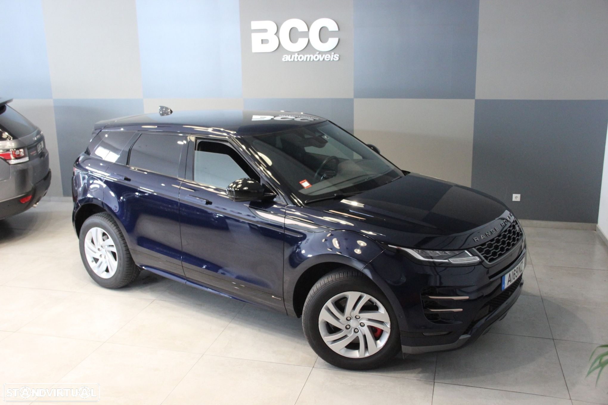 Land Rover Range Rover Evoque 1.5 P160 R-Dynamic SE Auto - 2