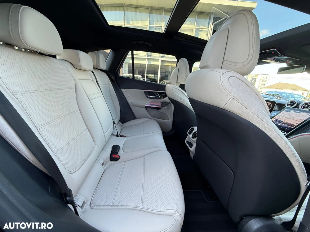 Mercedes-Benz GLC 400 e 4MATIC - 24